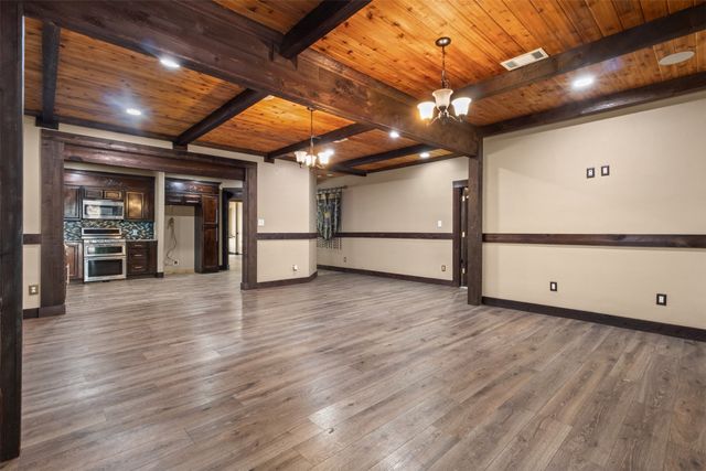 3030 Weisenberger Drive, Dallas, TX 75212