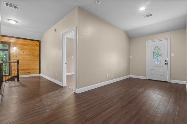 3030 Weisenberger Drive, Dallas, TX 75212