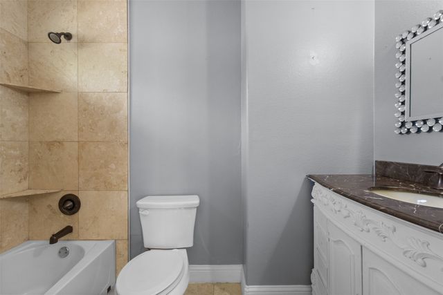3030 Weisenberger Drive, Dallas, TX 75212