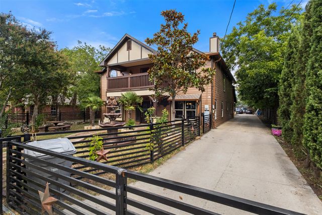 3030 Weisenberger Drive, Dallas, TX 75212