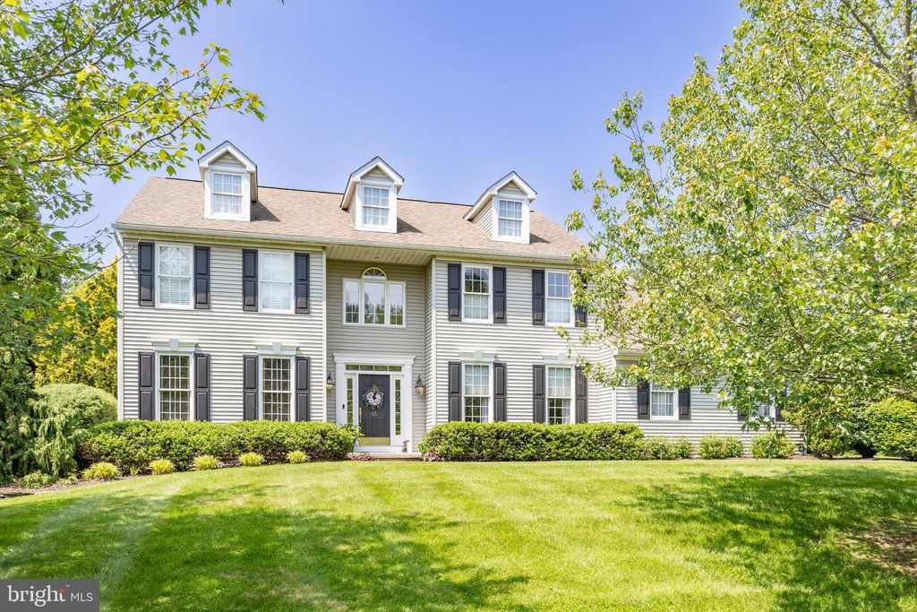 55 N IROQUOIS LN, Chester Springs, PA 19425