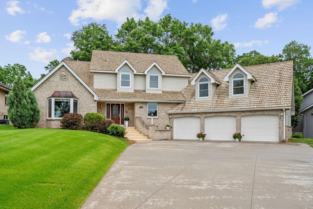 14749 Waco Street NW, Ramsey, MN 55303