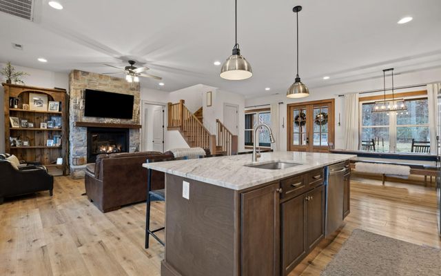 852 Old Grand Center Road, Chickamauga, GA 30707