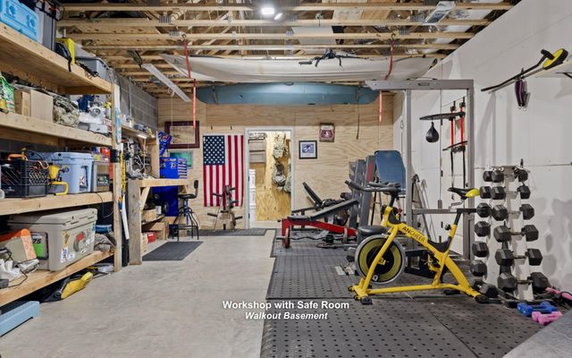 852 Old Grand Center Road, Chickamauga, GA 30707