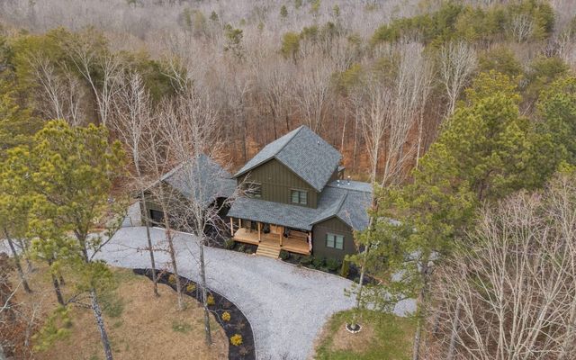 852 Old Grand Center Road, Chickamauga, GA 30707