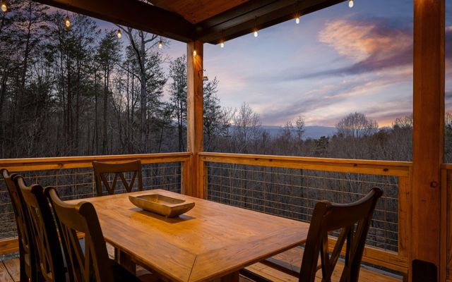 852 Old Grand Center Road, Chickamauga, GA 30707