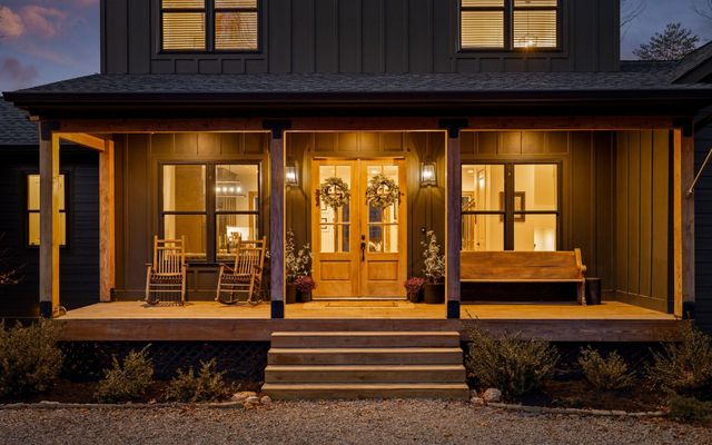 852 Old Grand Center Road, Chickamauga, GA 30707