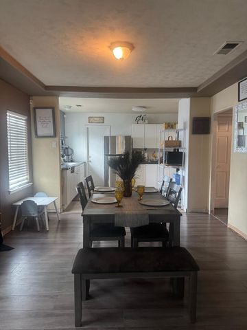 1125 Carlton Ave, Stockton, CA 95203