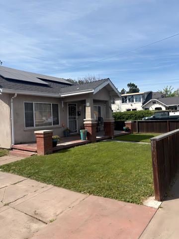 1125 Carlton Ave, Stockton, CA 95203