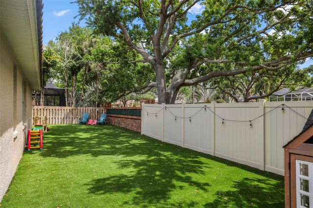 4802 QUEEN PALM TERRACE NE, St Petersburg, FL 33703