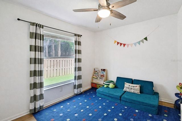 4802 QUEEN PALM TERRACE NE, St Petersburg, FL 33703