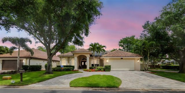 4802 QUEEN PALM TERRACE NE, St Petersburg, FL 33703