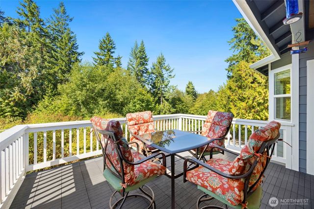 10380 Twin Brooks Lane NW, Silverdale, WA 98383