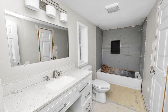 6228 SPRINGWOODS LANE, Lakeland, FL 33811