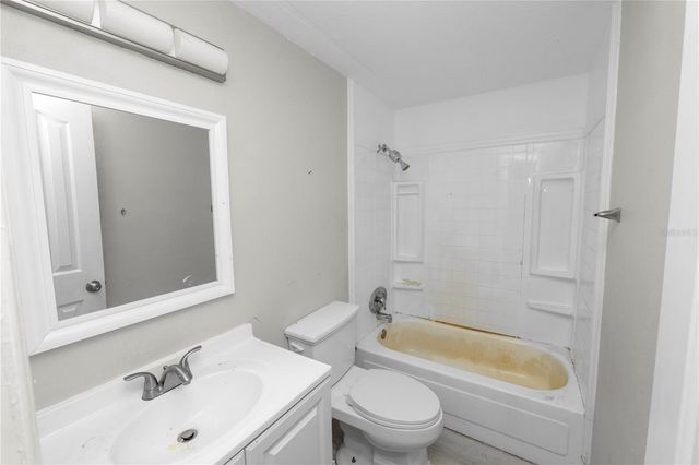 6228 SPRINGWOODS LANE, Lakeland, FL 33811