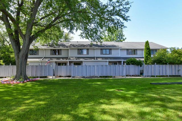 W180S8272 Pioneer DRIVE, Muskego, WI 53150