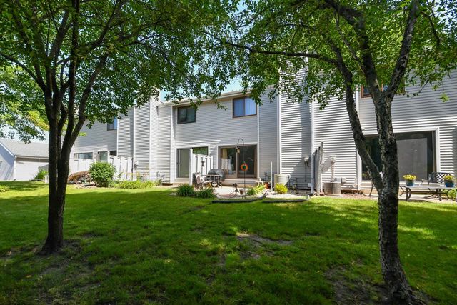 W180S8272 Pioneer DRIVE, Muskego, WI 53150