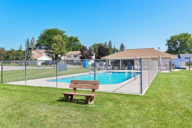 W180S8272 Pioneer DRIVE, Muskego, WI 53150