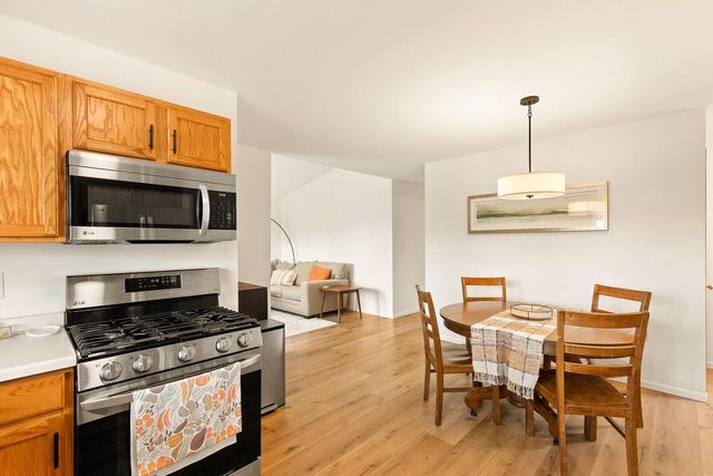 221 Pioneer DRIVE, Johnson Creek, WI 53038