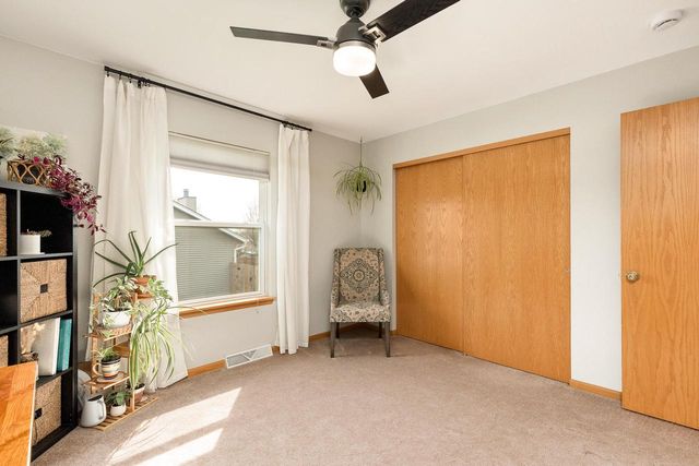 221 Pioneer DRIVE, Johnson Creek, WI 53038