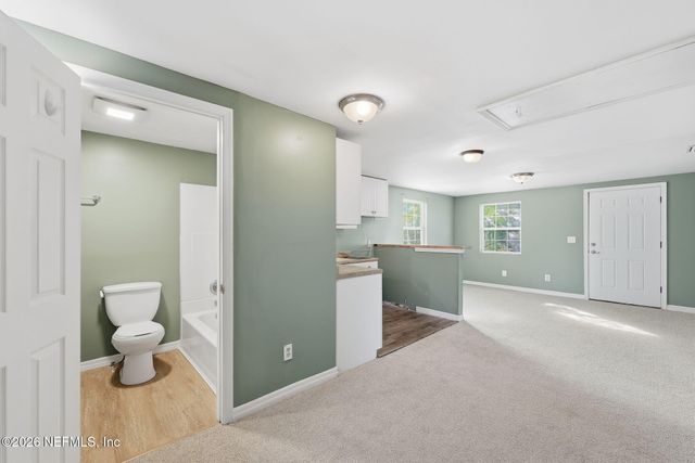 1863 LIVE OAK Drive, Jacksonville, FL 32246