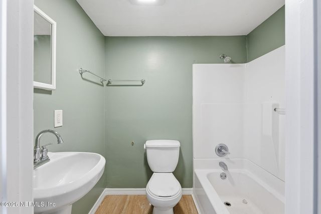 1863 LIVE OAK Drive, Jacksonville, FL 32246