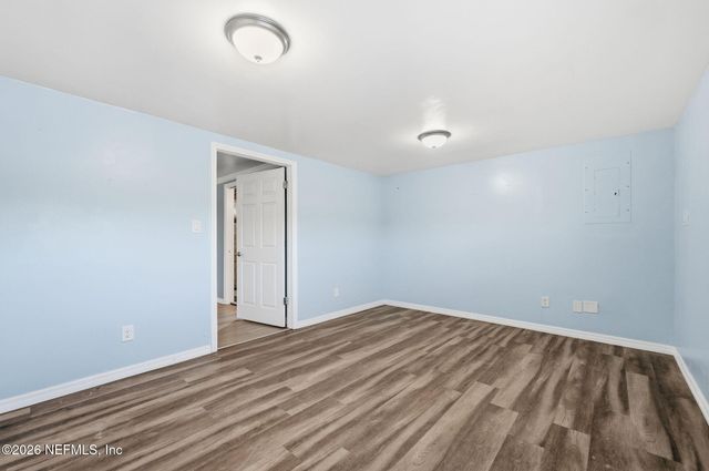 1863 LIVE OAK Drive, Jacksonville, FL 32246