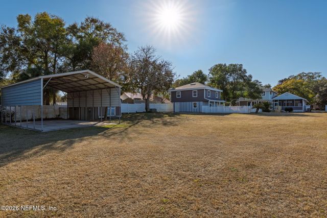 1863 LIVE OAK Drive, Jacksonville, FL 32246