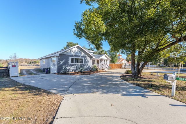 1863 LIVE OAK Drive, Jacksonville, FL 32246