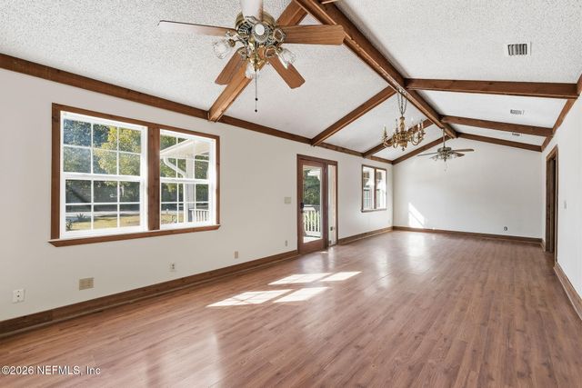 1863 LIVE OAK Drive, Jacksonville, FL 32246