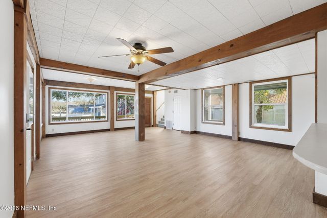 1863 LIVE OAK Drive, Jacksonville, FL 32246