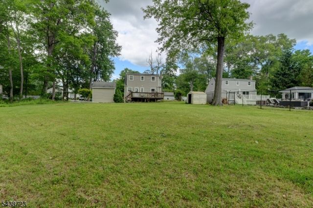 36 Hemlock Ave, Lincoln Park Boro, NJ 07035