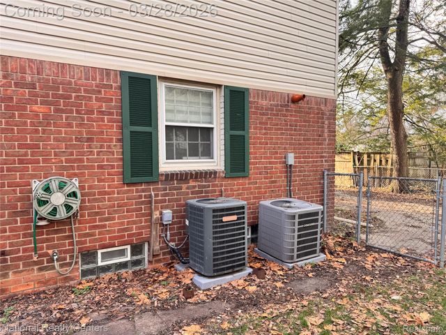 1905 Steere Place, Ann Arbor, MI 48104