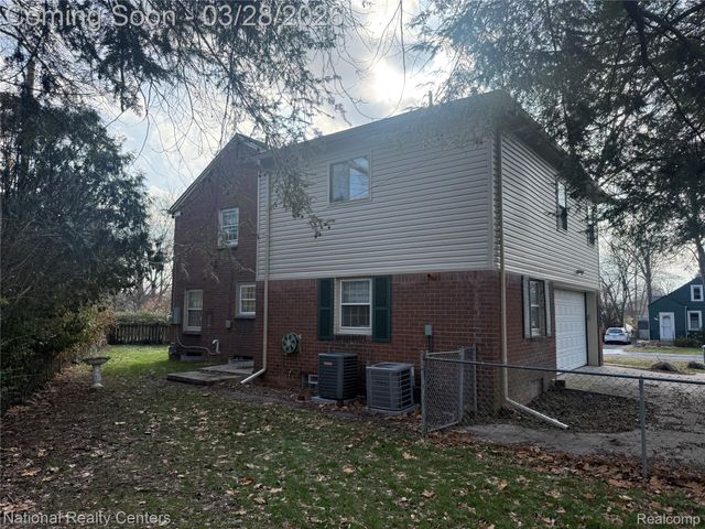 1905 Steere Place, Ann Arbor, MI 48104