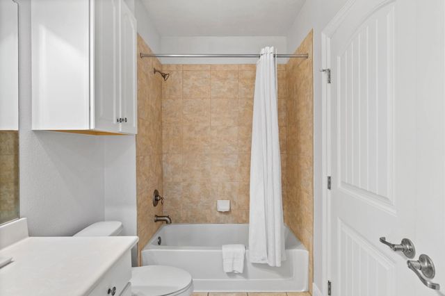 101 West Bank 33, Horseshoe Bay, TX 78657