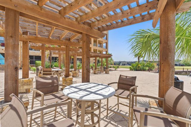 101 West Bank 33, Horseshoe Bay, TX 78657