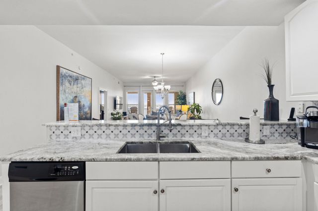 101 West Bank 33, Horseshoe Bay, TX 78657