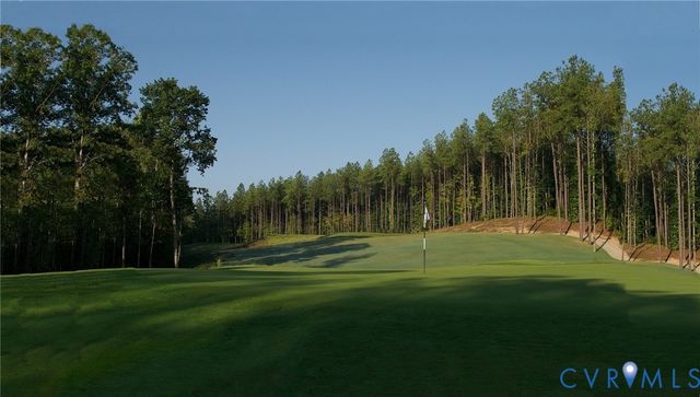 18767 Palisades Rdg, Moseley, VA 23120