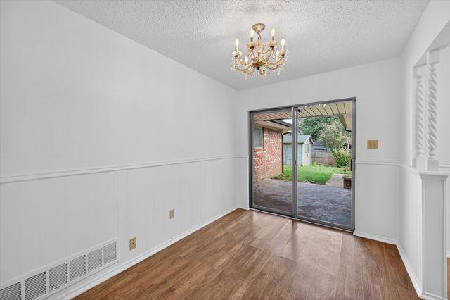 1607 Chisolm Trail, Lewisville, TX 75077