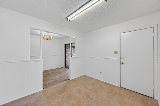 1607 Chisolm Trail, Lewisville, TX 75077