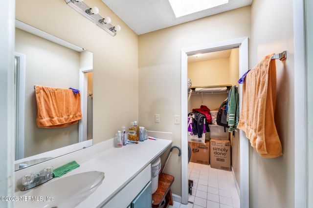 1114 LAKE SHORE Boulevard, Jacksonville, FL 32205