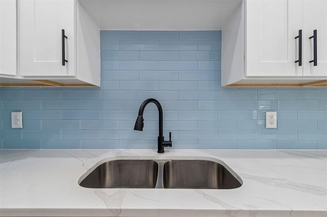 2216 12TH AVENUE W, Bradenton, FL 34205