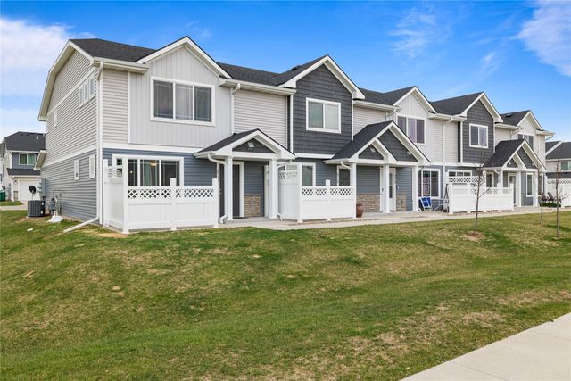 5718 NE Dawson Lane, Ankeny, IA 50021