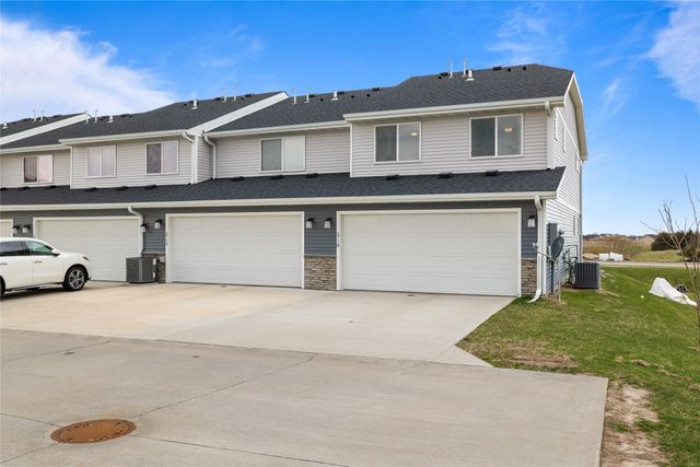 5718 NE Dawson Lane, Ankeny, IA 50021