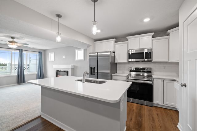 5718 NE Dawson Lane, Ankeny, IA 50021