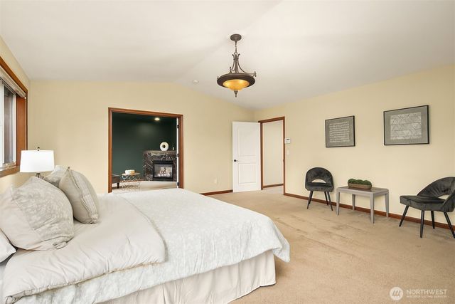 8703 191st Place SW, Edmonds, WA 98026