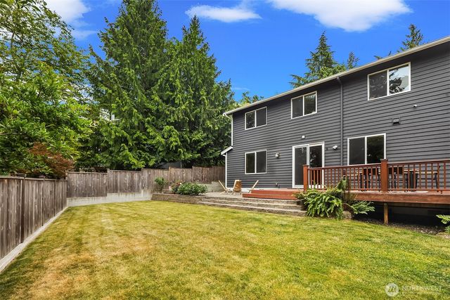 8703 191st Place SW, Edmonds, WA 98026