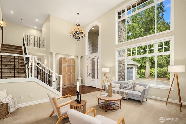 8703 191st Place SW, Edmonds, WA 98026