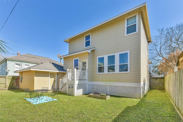 1815 28th Street, Galveston, TX 77550