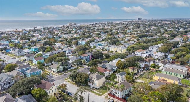 1815 28th Street, Galveston, TX 77550